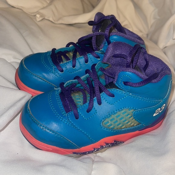 Kid Jordan 4’s - Picture 3 of 4